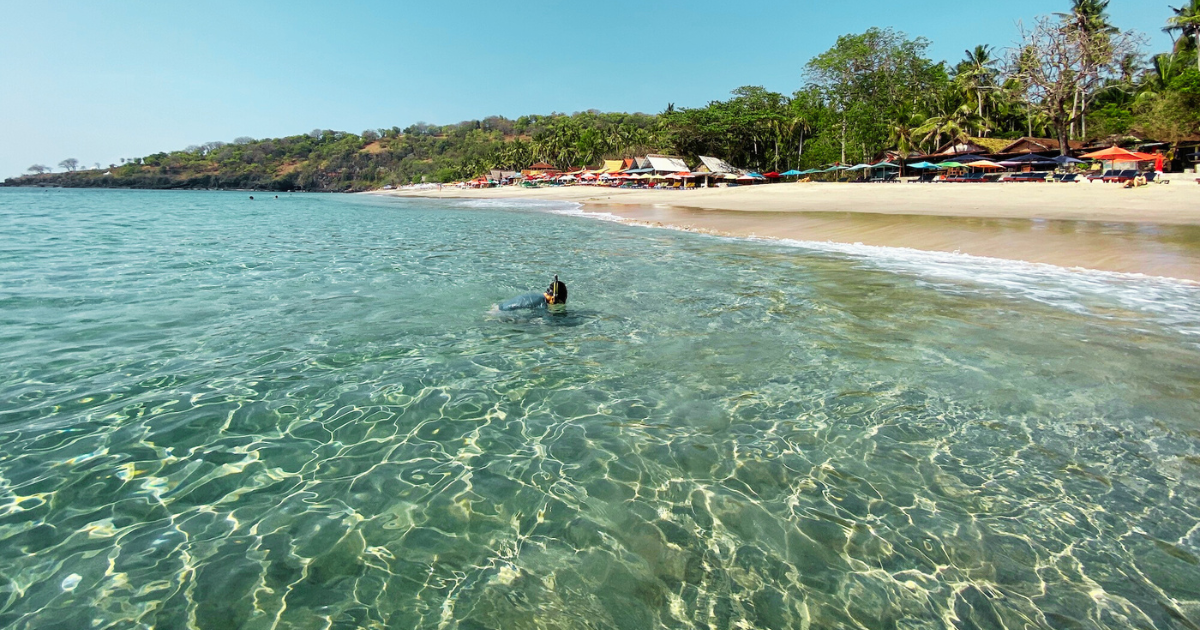 Tranquilidade na Praia Virgem de Bali